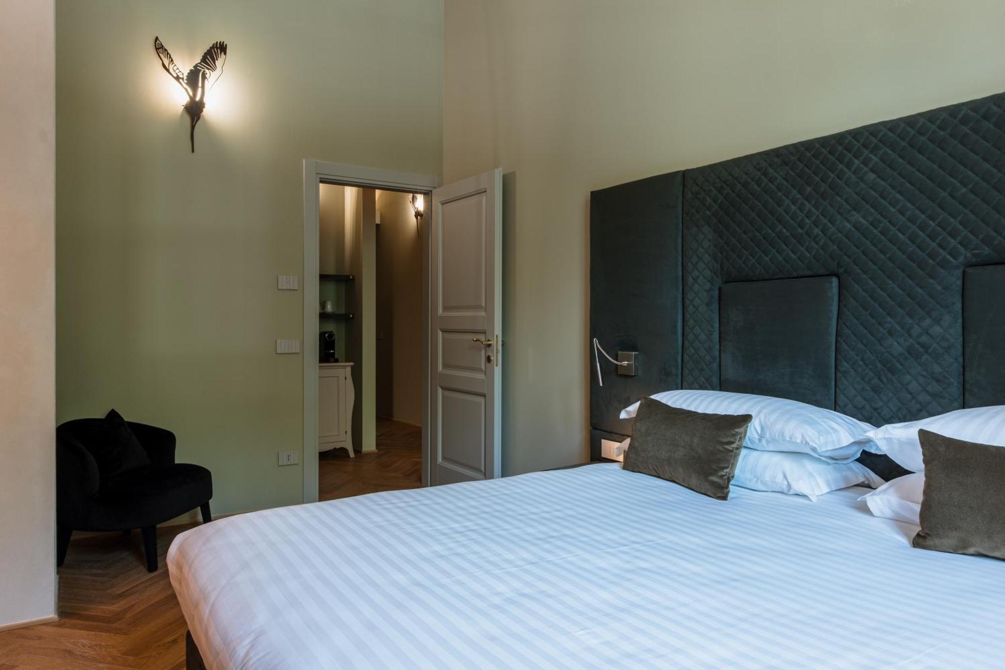 Pavillon Suite & Apartments เปสเคียรา เดล การ์ดา ภายนอก รูปภาพ