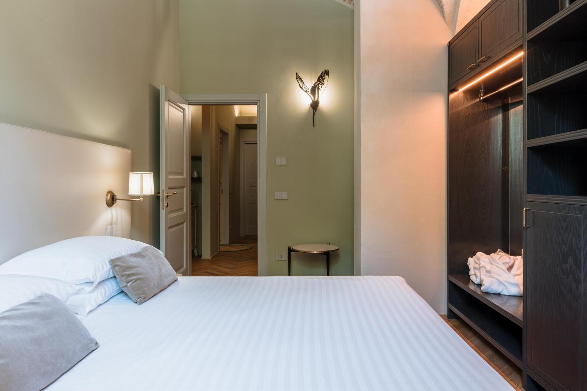 Pavillon Suite & Apartments เปสเคียรา เดล การ์ดา ภายนอก รูปภาพ